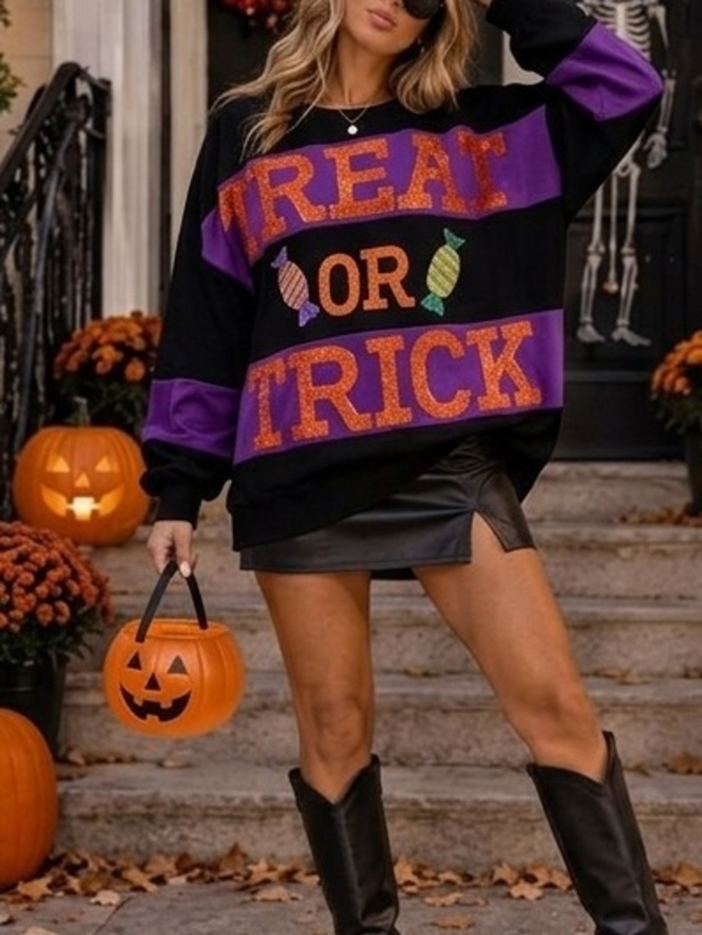 H1-1002 Halloween 'Treat or Trick' Black & Purple Glitter Graphic Sweatshirt